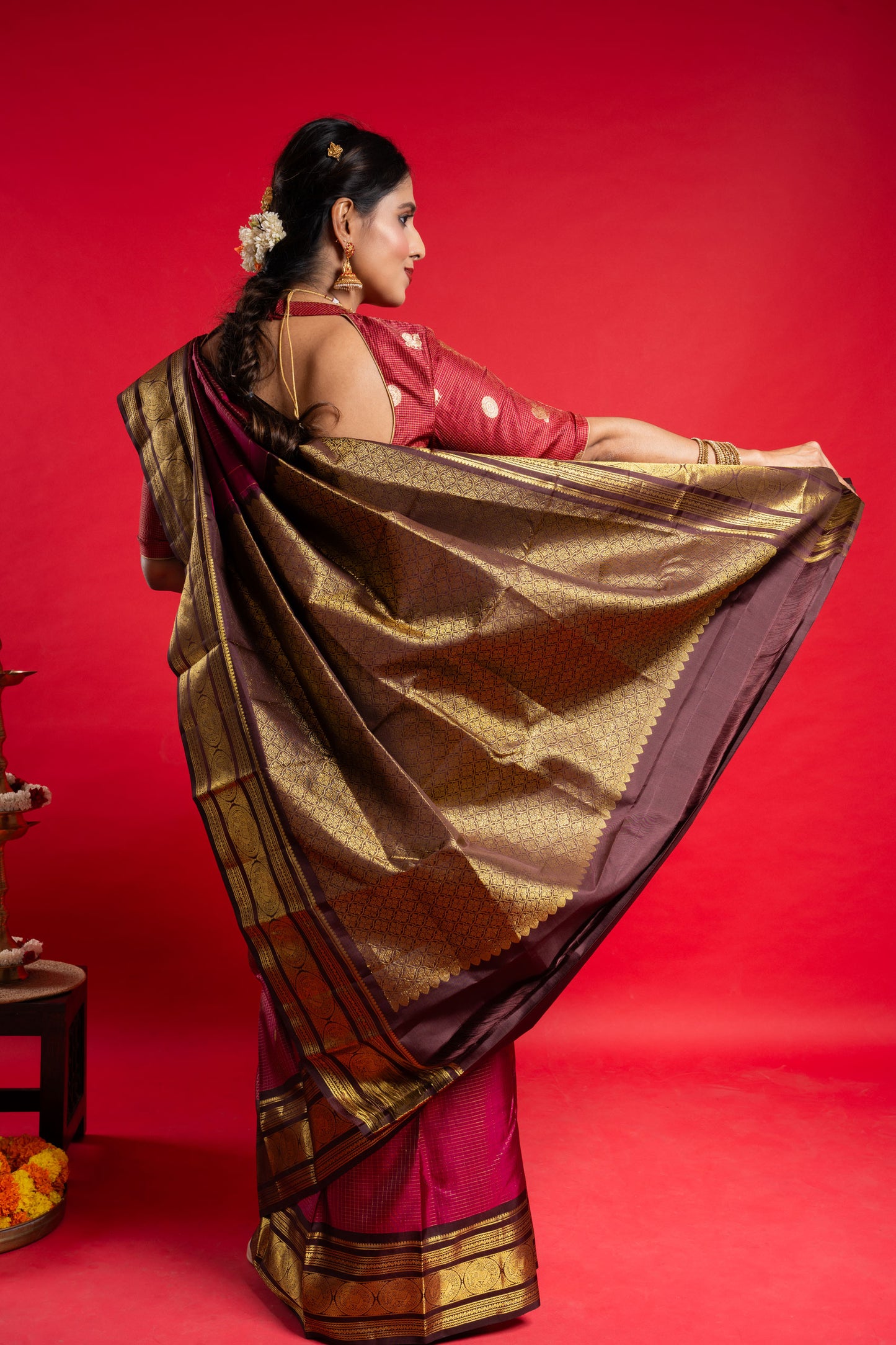 Shrivvi Maroon Silk Saree With Brown Border