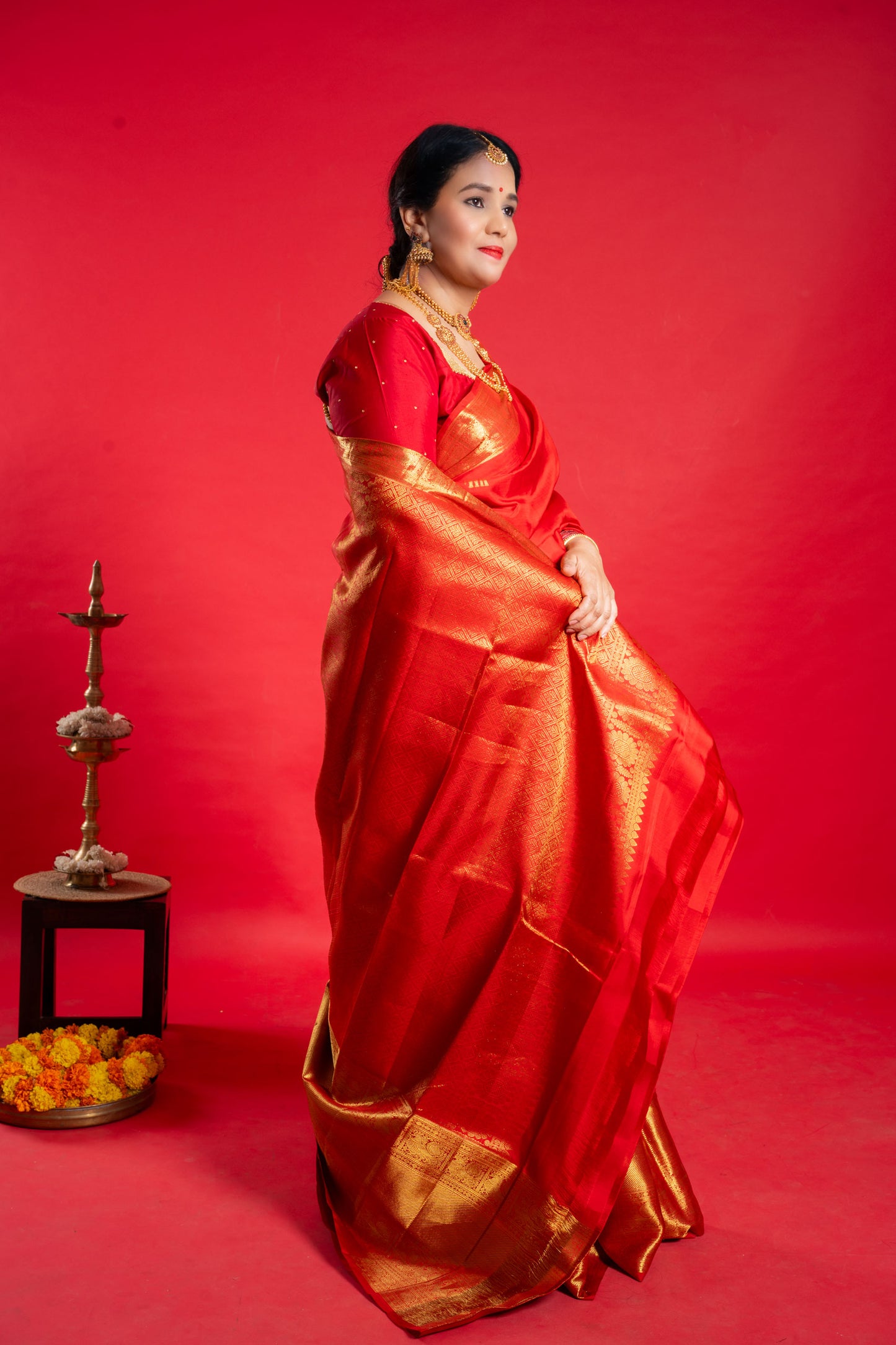Shrivvi Red Silk Saree With Golden Zari