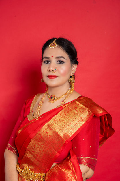 Shrivvi Red Silk Saree With Golden Zari
