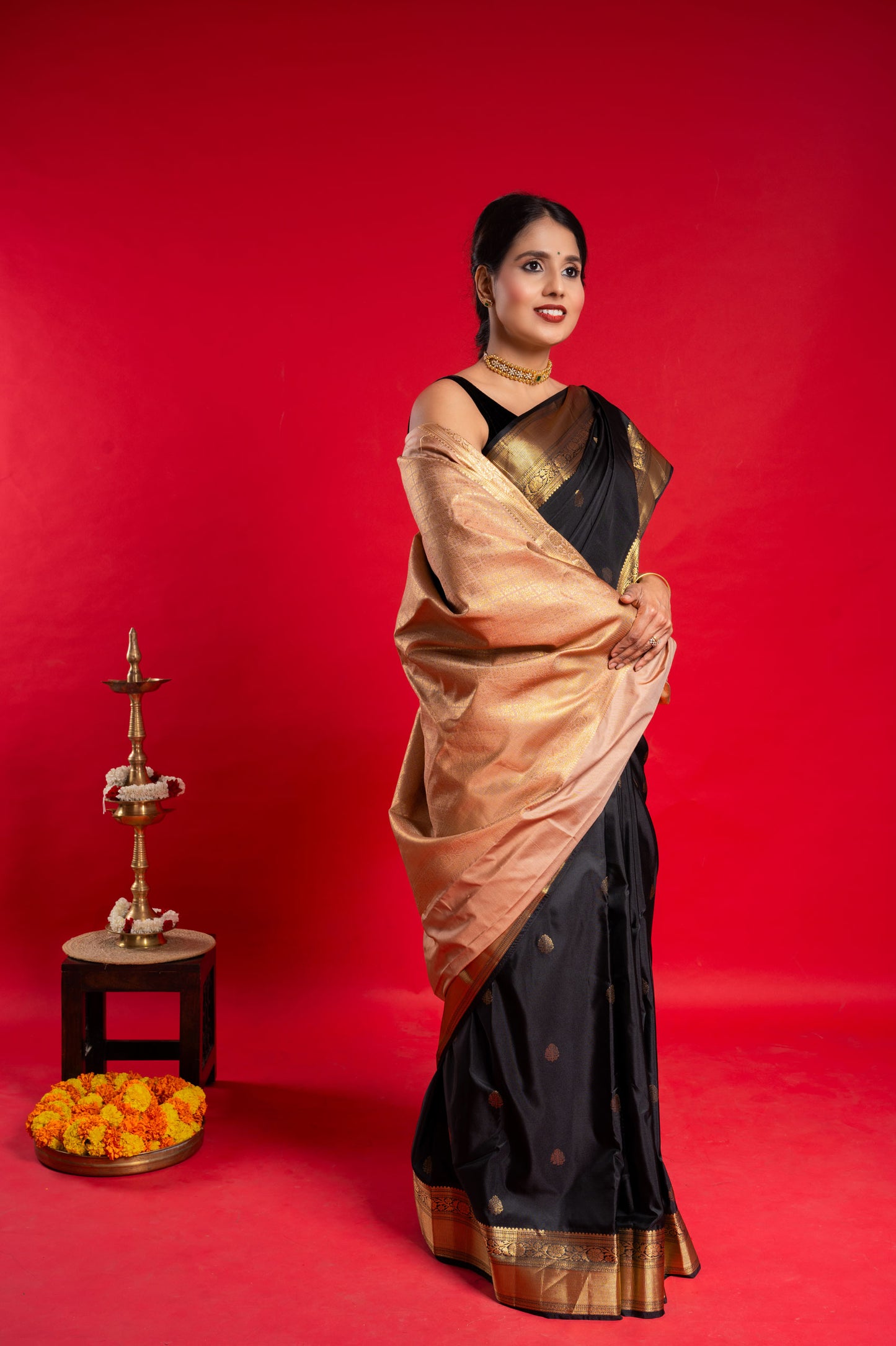 Shrivvi Rich Black Silk Saree